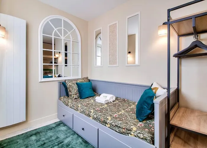 Cozy Historic Center & Montmartre *